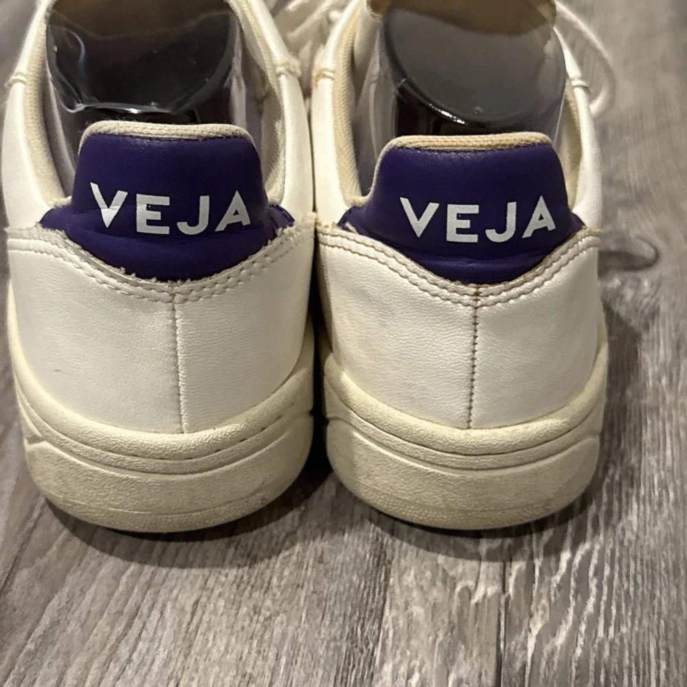 Veja V-10 White Pink Purple Leather Sneakers Women's Size 10 EUR 41 Casual